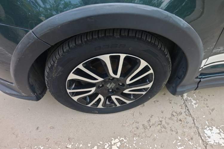 Used Suzuki Swift 2016 1.5L Manual Fashion Edition Cool Play Version Left Front Wheel Hub