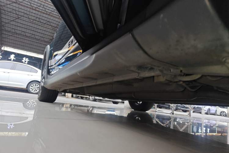 Used Suzuki Swift 2016 1.5L Automatic Fashionable Coolplay Edition Left Side Sill