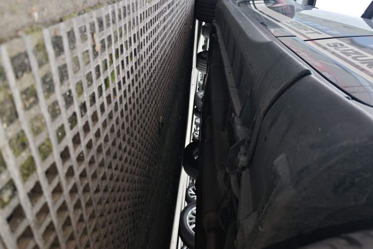 Used Suzuki Swift 2016 1.5L Automatic Fashionable Coolplay Edition Left Side Sill