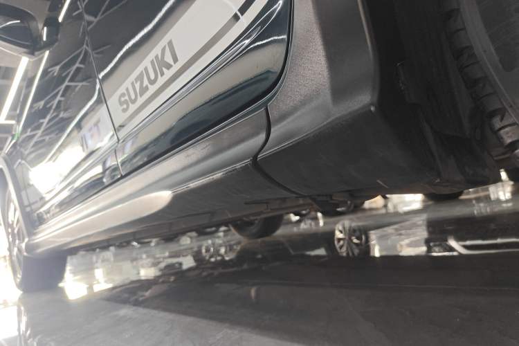 Used Suzuki Swift 2016 1.5L Automatic Fashionable Coolplay Edition Left Side Sill