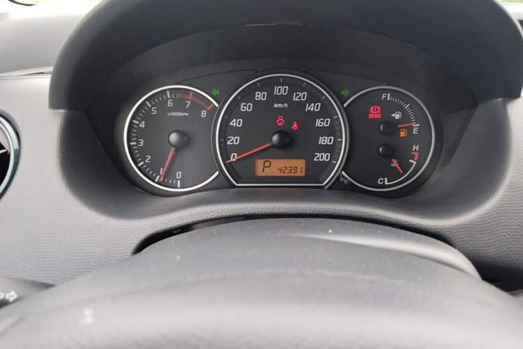 Used Suzuki Swift 2016 1.5L Automatic Fashionable Coolplay Edition Odometer Close Up