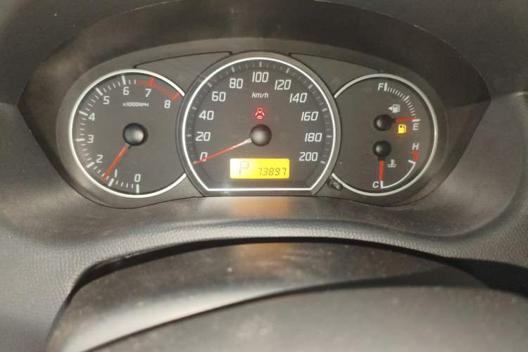 Used Suzuki Swift 2016 1.5L Automatic Fashionable Coolplay Edition Odometer Close Up