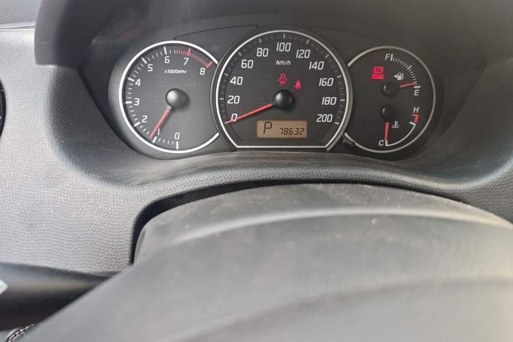 Used Suzuki Swift 2016 1.5L Automatic Fashionable Coolplay Edition Odometer Close Up
