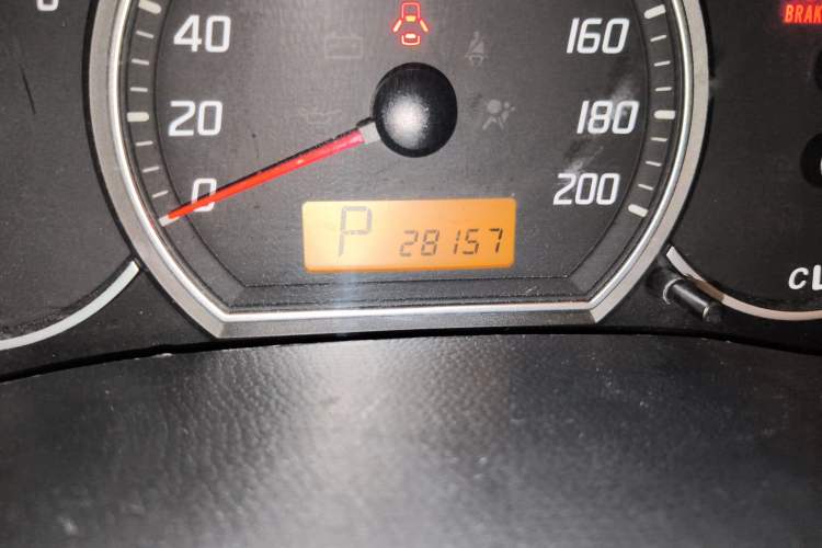 Used Suzuki Swift 2016 1.5L Automatic Fashionable Coolplay Edition Odometer Close Up