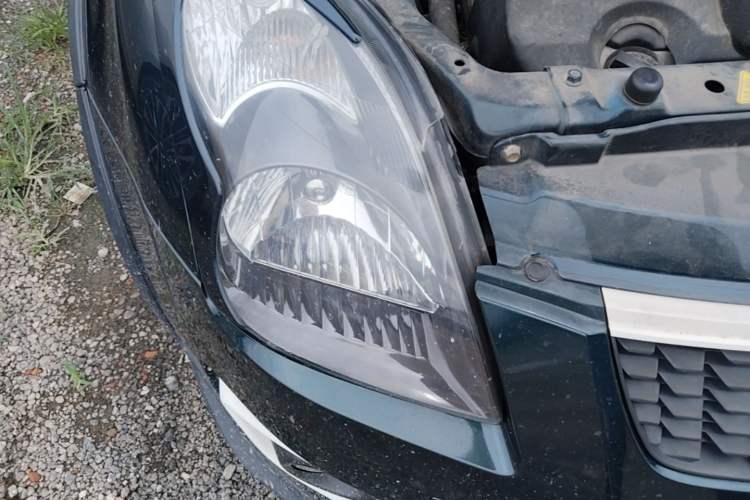 Used Suzuki Swift 2016 1.5L Automatic Fashionable Coolplay Edition Right Front Headlight