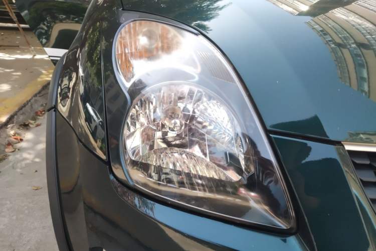 Used Suzuki Swift 2016 1.5L Automatic Fashionable Coolplay Edition Right Front Headlight