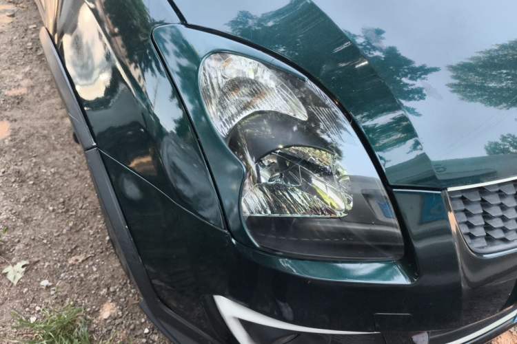 Used Suzuki Swift 2016 1.5L Automatic Fashionable Coolplay Edition Right Front Headlight