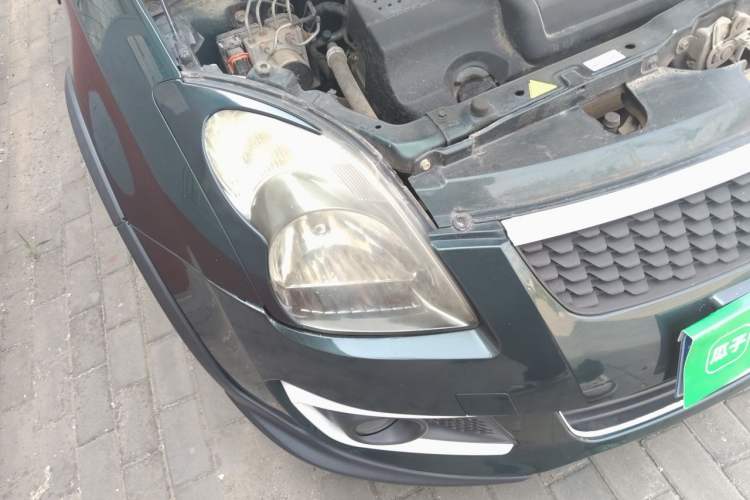 Used Suzuki Swift 2016 1.5L Automatic Fashionable Coolplay Edition Right Front Headlight