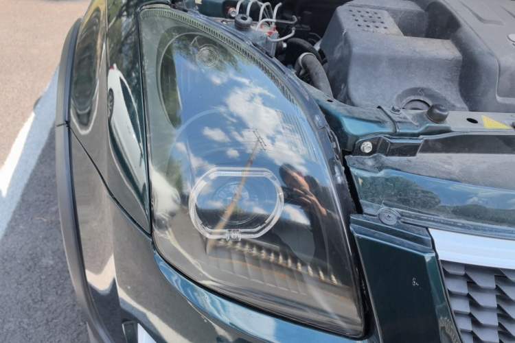 Used Suzuki Swift 2016 1.5L Automatic Fashionable Coolplay Edition Right Front Headlight