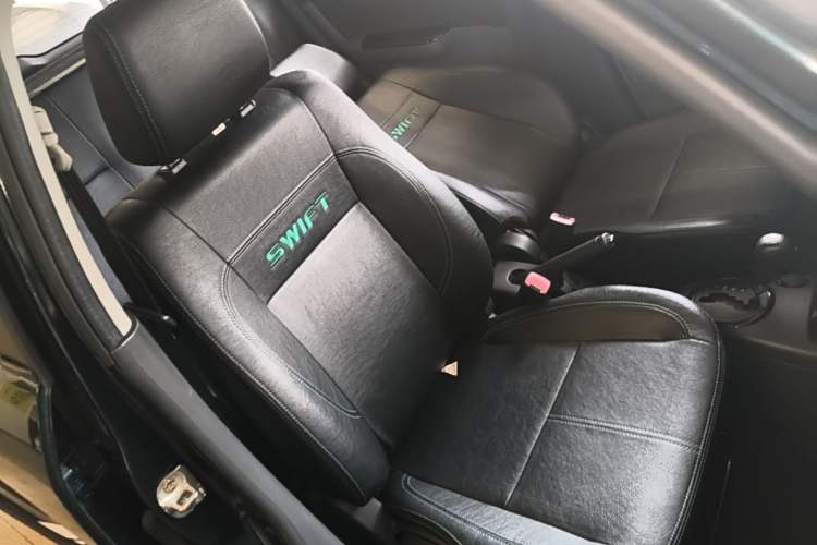 Used Suzuki Swift 2016 1.5L Automatic Fashionable Coolplay Edition Right Front Seat