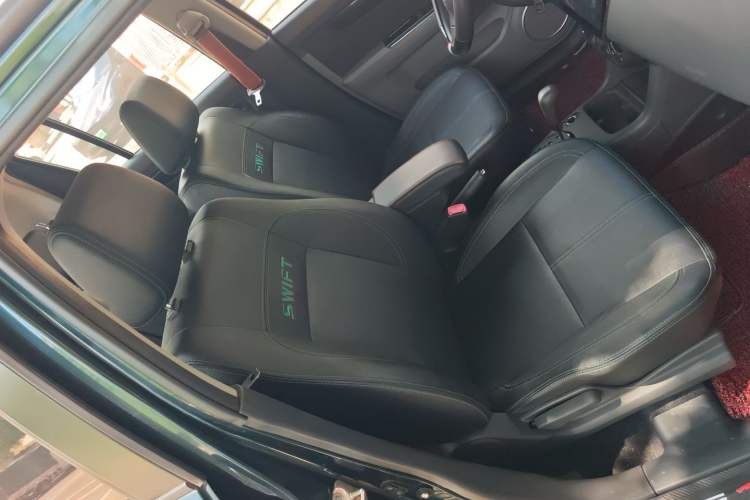 Used Suzuki Swift 2016 1.5L Automatic Fashionable Coolplay Edition Right Front Seat