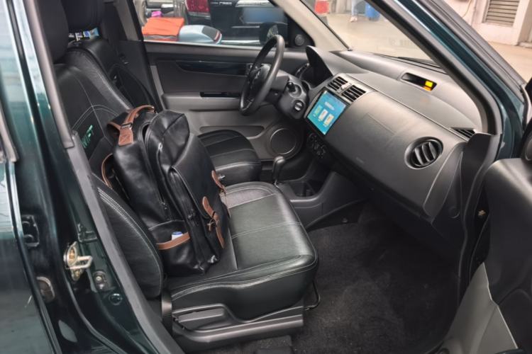 Used Suzuki Swift 2016 1.5L Automatic Fashionable Coolplay Edition Right Front Seat