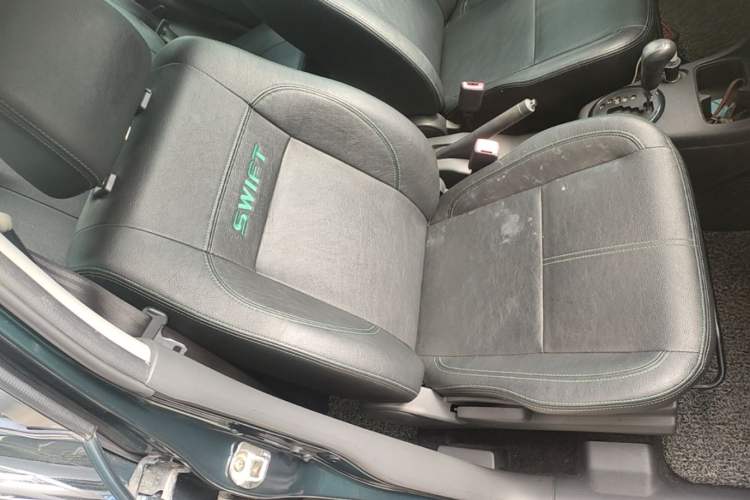 Used Suzuki Swift 2016 1.5L Automatic Fashionable Coolplay Edition Right Front Seat