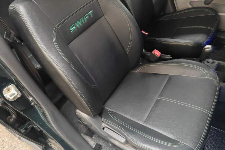 Used Suzuki Swift 2016 1.5L Automatic Fashionable Coolplay Edition Right Front Seat