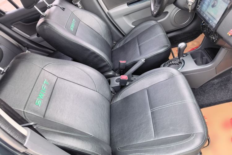 Used Suzuki Swift 2016 1.5L Automatic Fashionable Coolplay Edition Right Front Seat