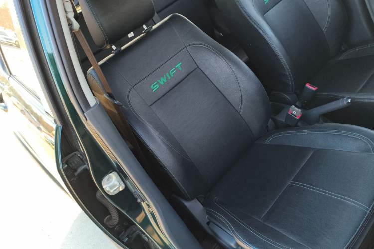 Used Suzuki Swift 2016 1.5L Automatic Fashionable Coolplay Edition Right Front Seat
