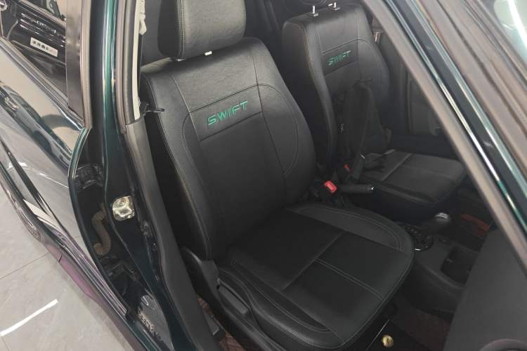 Used Suzuki Swift 2016 1.5L Automatic Fashionable Coolplay Edition Right Front Seat