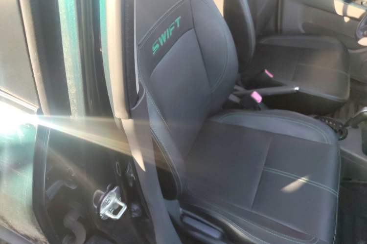 Used Suzuki Swift 2016 1.5L Automatic Fashionable Coolplay Edition Right Front Seat