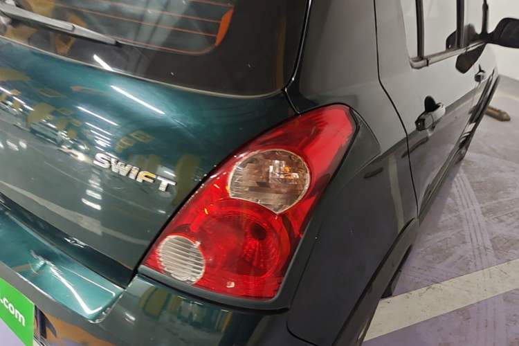 Used Suzuki Swift 2016 1.5L Automatic Fashionable Coolplay Edition Right Rear Taillight