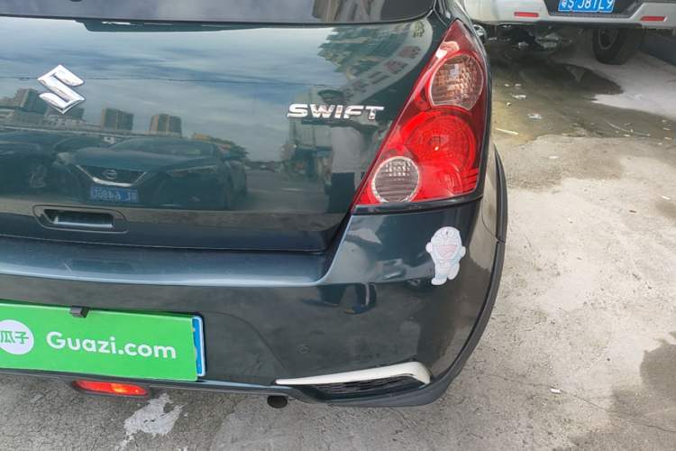 Used Suzuki Swift 2016 1.5L Automatic Fashionable Coolplay Edition Right Rear Taillight