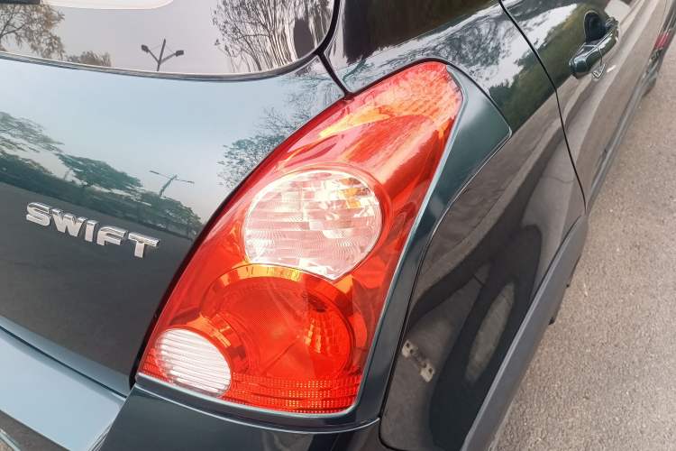 Used Suzuki Swift 2016 1.5L Automatic Fashionable Coolplay Edition Right Rear Taillight