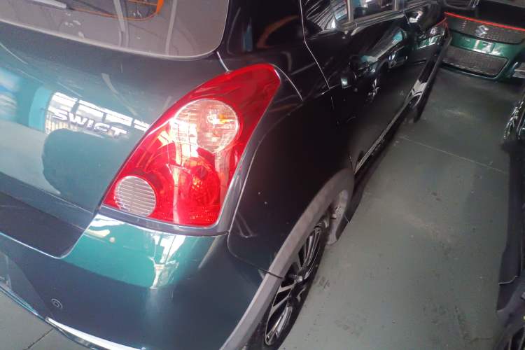 Used Suzuki Swift 2016 1.5L Automatic Fashionable Coolplay Edition Right Rear Taillight