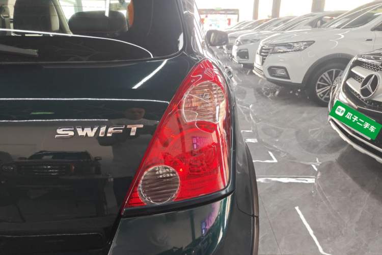Used Suzuki Swift 2016 1.5L Automatic Fashionable Coolplay Edition Right Rear Taillight