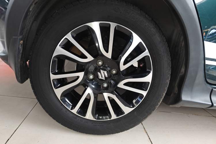 Used Suzuki Swift 2016 1.5L Automatic Fashionable Coolplay Edition Right Rear Wheel Hub
