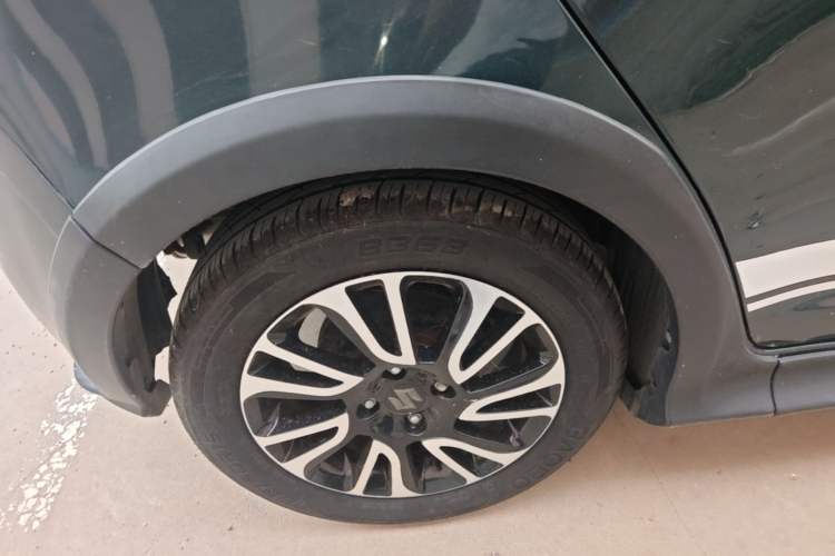 Used Suzuki Swift 2016 1.5L Manual Fashion Edition Cool Play Version Right Rear Wheel Hub