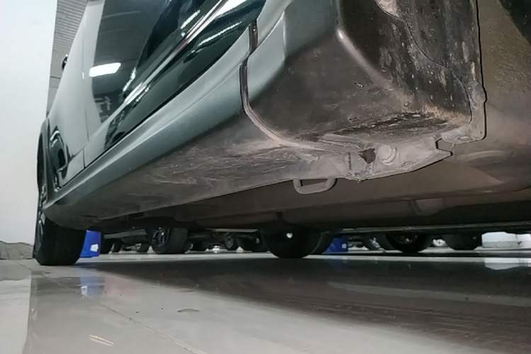 Used Suzuki Swift 2016 1.5L Automatic Fashionable Coolplay Edition Right Side Sill