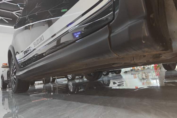 Used Suzuki Swift 2016 1.5L Automatic Fashionable Coolplay Edition Right Side Sill
