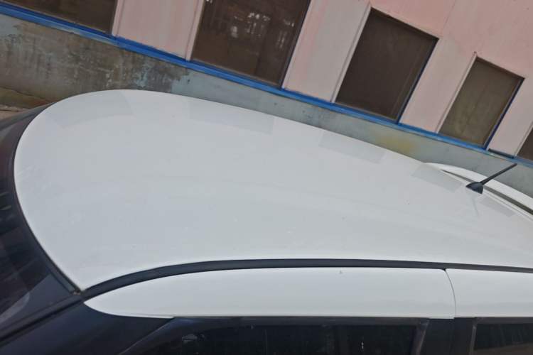 Used Suzuki Swift 2016 1.5L Manual Fashion Edition Cool Play Version Roof