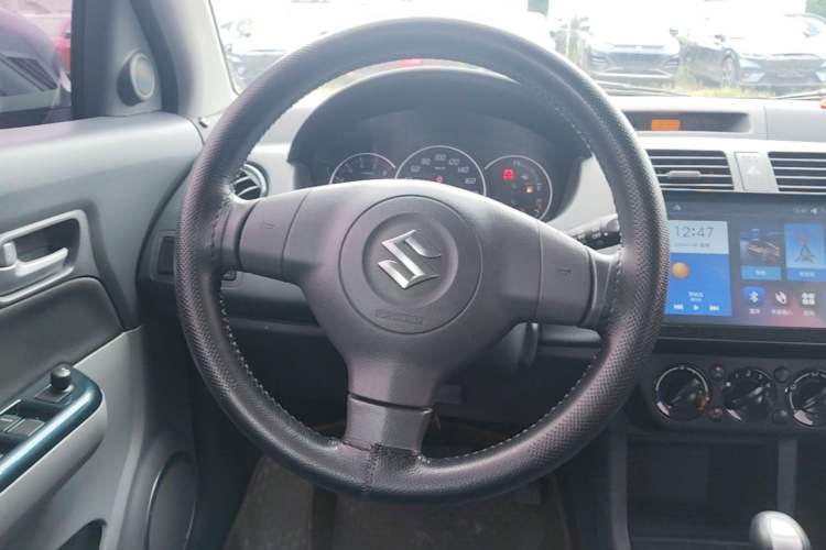 Used Suzuki Swift 2016 1.5L Automatic Fashionable Coolplay Edition Steering Wheel