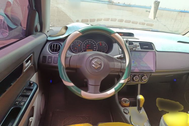 Used Suzuki Swift 2016 1.5L Automatic Fashionable Coolplay Edition Steering Wheel