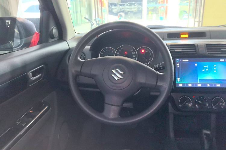 Used Suzuki Swift 2016 1.5L Automatic Fashionable Coolplay Edition Steering Wheel