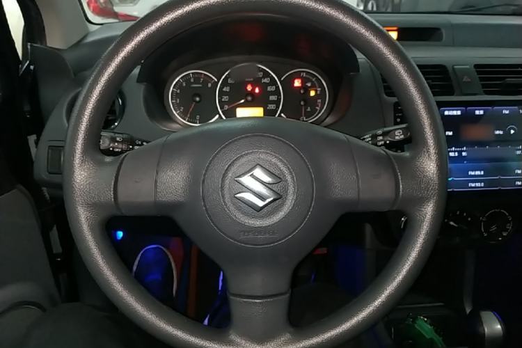 Used Suzuki Swift 2016 1.5L Automatic Fashionable Coolplay Edition Steering Wheel