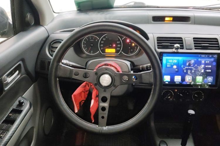 Used Suzuki Swift 2016 1.5L Automatic Fashionable Coolplay Edition Steering Wheel