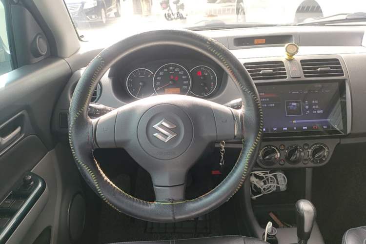 Used Suzuki Swift 2016 1.5L Automatic Fashionable Coolplay Edition Steering Wheel