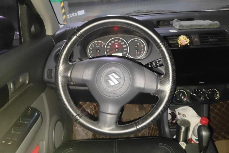 Used Suzuki Swift 2016 1.5L Automatic Fashionable Coolplay Edition Steering Wheel