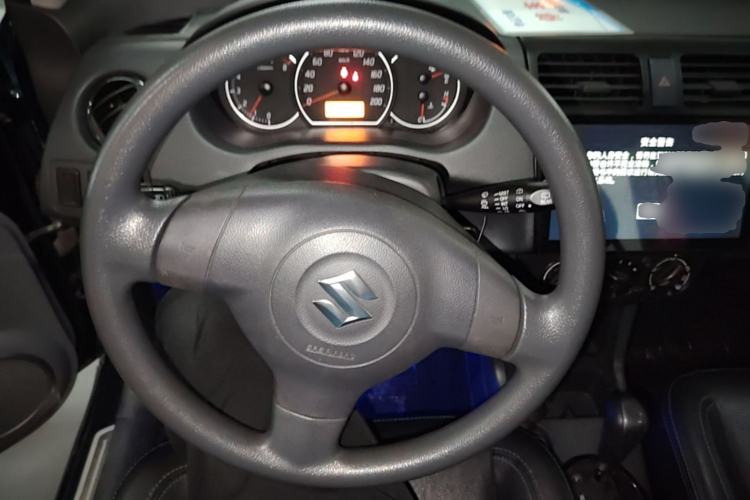 Used Suzuki Swift 2016 1.5L Automatic Fashionable Coolplay Edition Steering Wheel