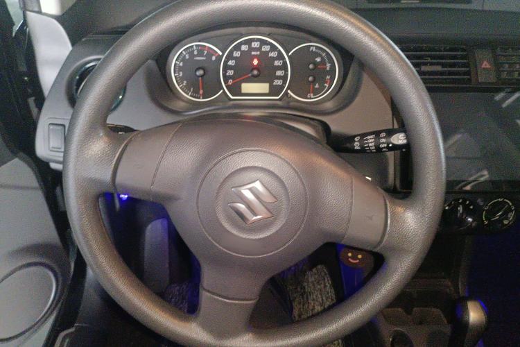 Used Suzuki Swift 2016 1.5L Automatic Fashionable Coolplay Edition Steering Wheel