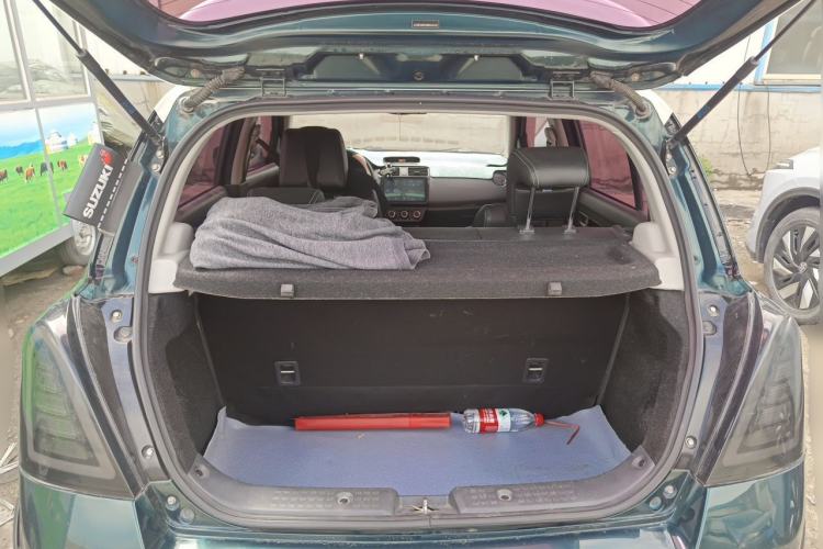 Used Suzuki Swift 2016 1.5L Automatic Fashionable Coolplay Edition Trunk