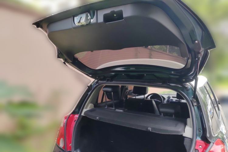 Used Suzuki Swift 2016 1.5L Automatic Fashionable Coolplay Edition Trunk