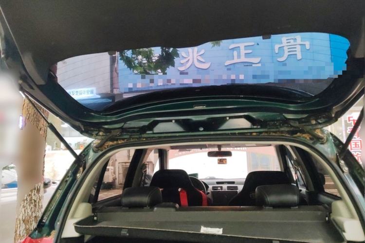 Used Suzuki Swift 2016 1.5L Automatic Fashionable Coolplay Edition Trunk