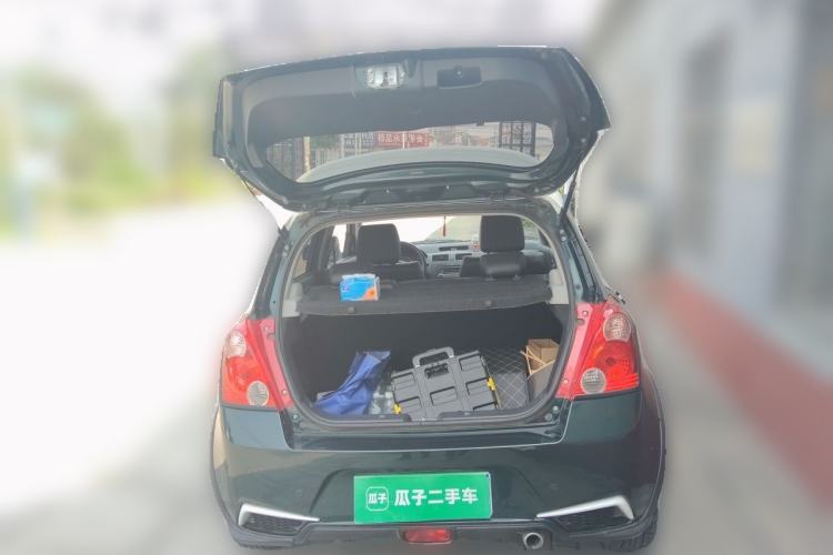 Used Suzuki Swift 2016 1.5L Automatic Fashionable Coolplay Edition Trunk