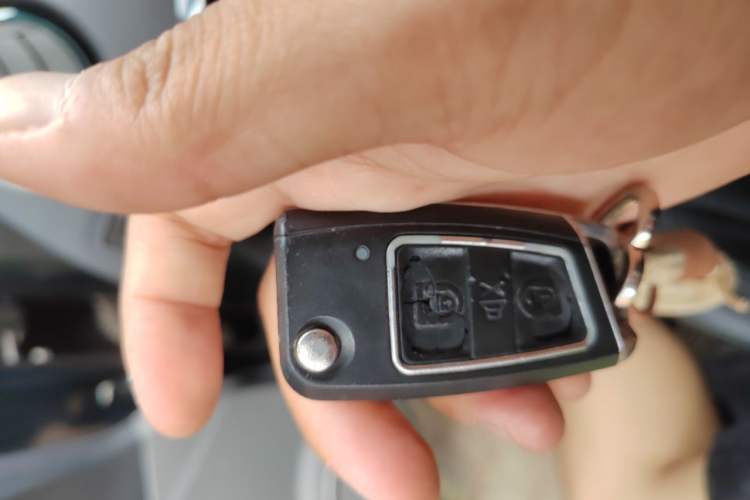 Used Suzuki Swift 2016 1.5L Automatic Fashionable Coolplay Edition Vehicle Key