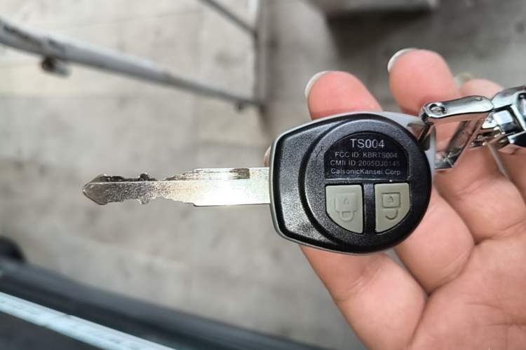 Used Suzuki Swift 2016 1.5L Automatic Fashionable Coolplay Edition Vehicle Key