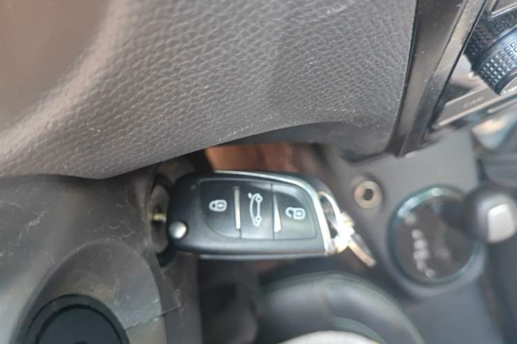 Used Suzuki Swift 2016 1.5L Automatic Fashionable Coolplay Edition Vehicle Key