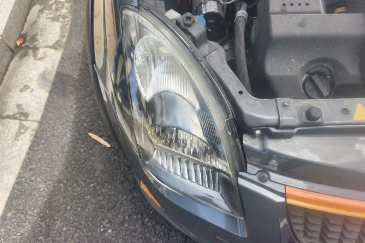 Used Suzuki Swift 2016 1.5L Automatic Fashionable Coolplay Edition Right Front Headlight