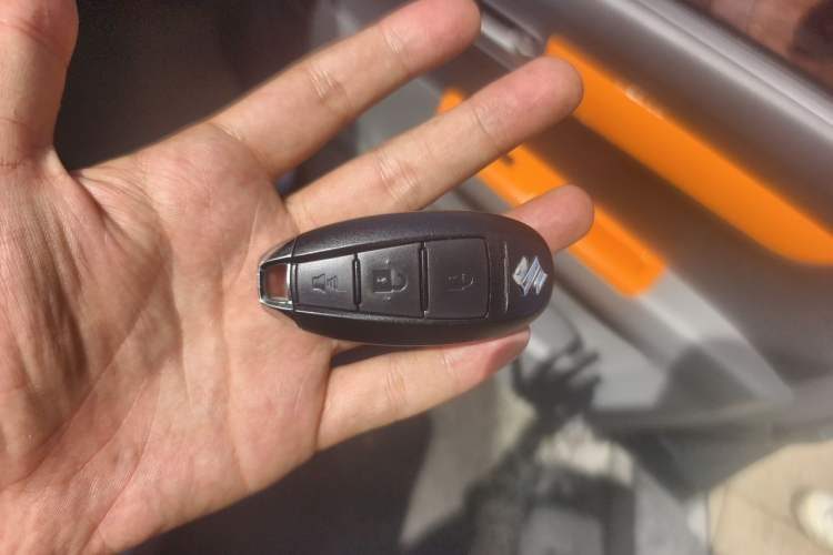 Used Suzuki Swift 2016 1.5L Automatic Fashionable Coolplay Edition Vehicle Key
